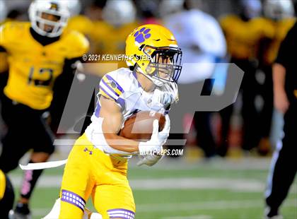 Thumbnail 1 in Edna Karr @ St. James photogallery.