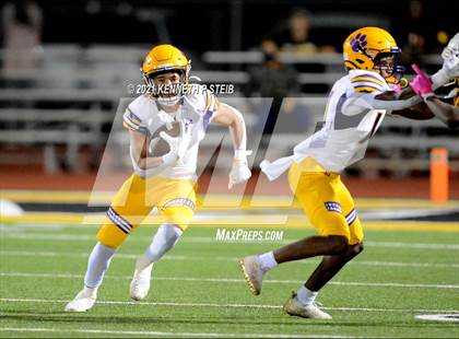 Thumbnail 3 in Edna Karr @ St. James photogallery.
