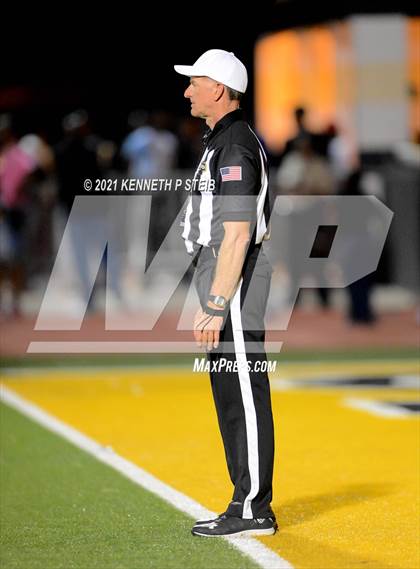 Thumbnail 3 in Edna Karr @ St. James photogallery.