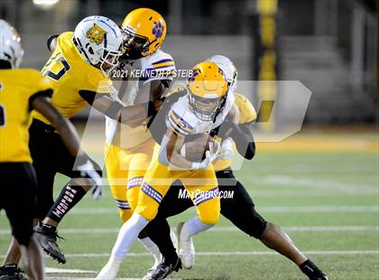 Thumbnail 1 in Edna Karr @ St. James photogallery.