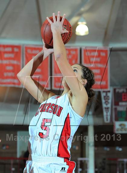 Thumbnail 3 in McPherson vs. Winfield photogallery.