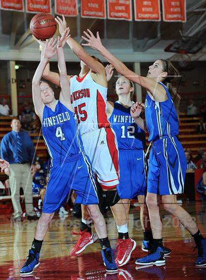 Thumbnail 2 in McPherson vs. Winfield photogallery.