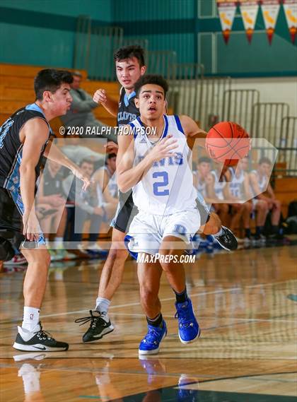 Thumbnail 3 in Davis vs. Clovis North (Adidas Challenge) photogallery.