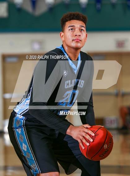 Thumbnail 3 in Davis vs. Clovis North (Adidas Challenge) photogallery.
