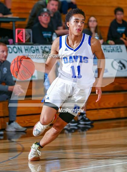 Thumbnail 3 in Davis vs. Clovis North (Adidas Challenge) photogallery.