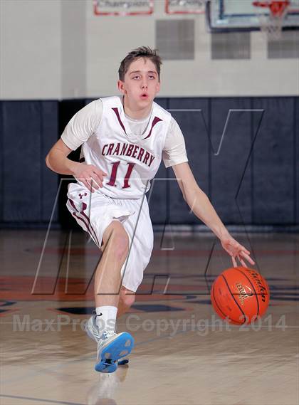 Thumbnail 2 in Keystone vs Cranberry Area (PIAA D9 AA 1st Round) photogallery.