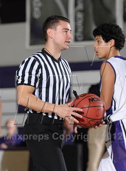 Thumbnail 3 in Ponderosa vs. Sacramento (St. Hope Elite Hoops Classic) photogallery.