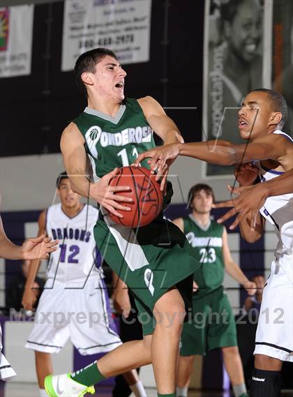 Thumbnail 3 in Ponderosa vs. Sacramento (St. Hope Elite Hoops Classic) photogallery.