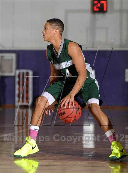 Thumbnail 3 in Ponderosa vs. Sacramento (St. Hope Elite Hoops Classic) photogallery.