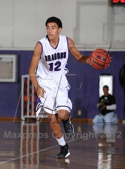 Thumbnail 3 in Ponderosa vs. Sacramento (St. Hope Elite Hoops Classic) photogallery.