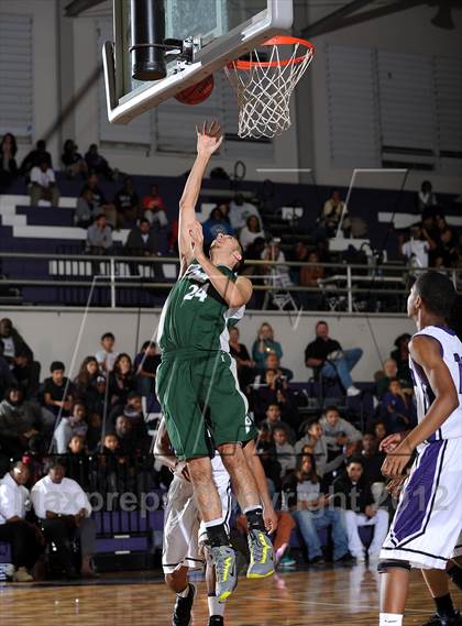 Thumbnail 1 in Ponderosa vs. Sacramento (St. Hope Elite Hoops Classic) photogallery.