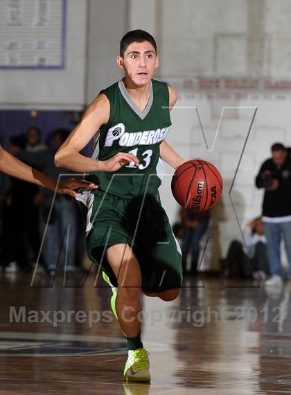 Thumbnail 2 in Ponderosa vs. Sacramento (St. Hope Elite Hoops Classic) photogallery.