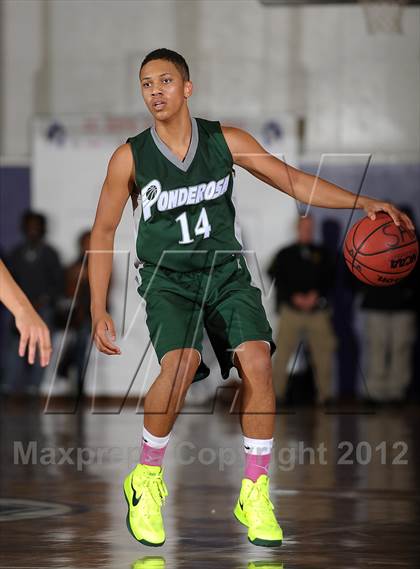 Thumbnail 3 in Ponderosa vs. Sacramento (St. Hope Elite Hoops Classic) photogallery.