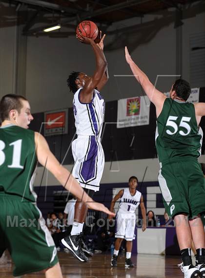 Thumbnail 2 in Ponderosa vs. Sacramento (St. Hope Elite Hoops Classic) photogallery.