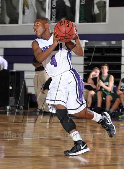 Thumbnail 2 in Ponderosa vs. Sacramento (St. Hope Elite Hoops Classic) photogallery.