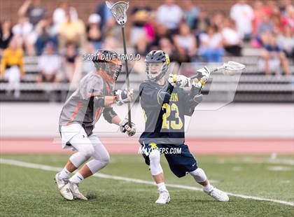 Thumbnail 2 in Newton North vs. Xaverian Brothers (MIAA Division 1 South Quarterfinal) photogallery.