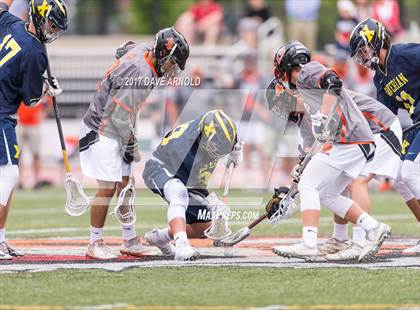 Thumbnail 2 in Newton North vs. Xaverian Brothers (MIAA Division 1 South Quarterfinal) photogallery.