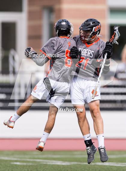 Thumbnail 1 in Newton North vs. Xaverian Brothers (MIAA Division 1 South Quarterfinal) photogallery.