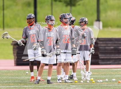 Thumbnail 3 in Newton North vs. Xaverian Brothers (MIAA Division 1 South Quarterfinal) photogallery.