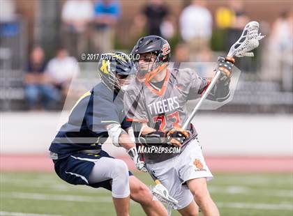 Thumbnail 2 in Newton North vs. Xaverian Brothers (MIAA Division 1 South Quarterfinal) photogallery.