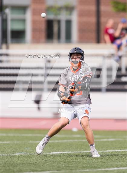 Thumbnail 3 in Newton North vs. Xaverian Brothers (MIAA Division 1 South Quarterfinal) photogallery.