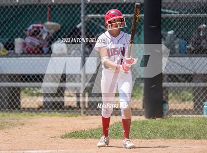 Thumbnail 1 in Los Alamitos vs. Orange Lutheran photogallery.