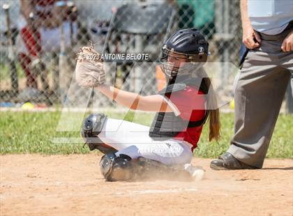 Thumbnail 3 in Los Alamitos vs. Orange Lutheran photogallery.