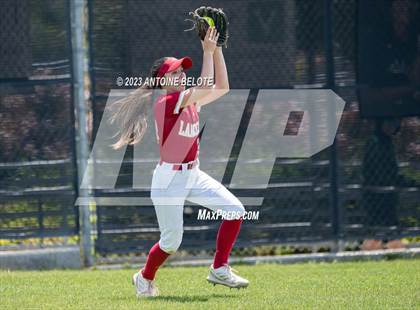 Thumbnail 2 in Los Alamitos vs. Orange Lutheran photogallery.