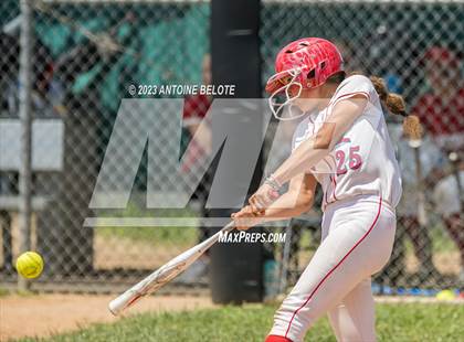 Thumbnail 1 in Los Alamitos vs. Orange Lutheran photogallery.
