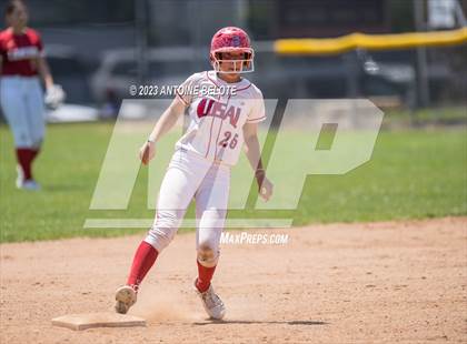 Thumbnail 1 in Los Alamitos vs. Orange Lutheran photogallery.