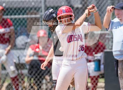 Thumbnail 1 in Los Alamitos vs. Orange Lutheran photogallery.