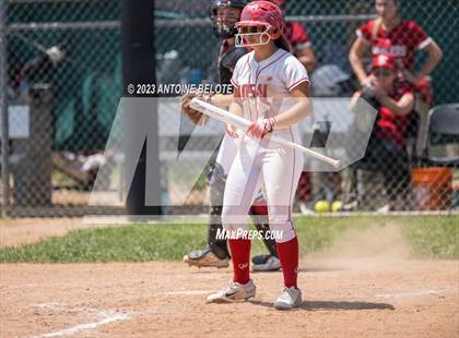 Thumbnail 2 in Los Alamitos vs. Orange Lutheran photogallery.