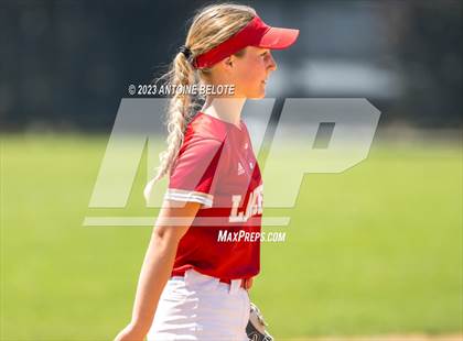 Thumbnail 2 in Los Alamitos vs. Orange Lutheran photogallery.