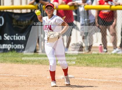 Thumbnail 3 in Los Alamitos vs. Orange Lutheran photogallery.