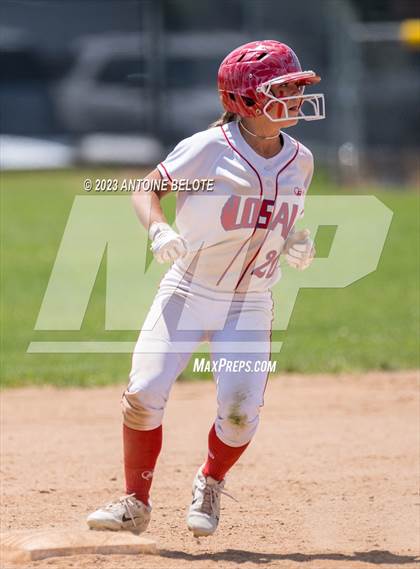 Thumbnail 1 in Los Alamitos vs. Orange Lutheran photogallery.