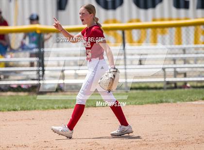 Thumbnail 1 in Los Alamitos vs. Orange Lutheran photogallery.