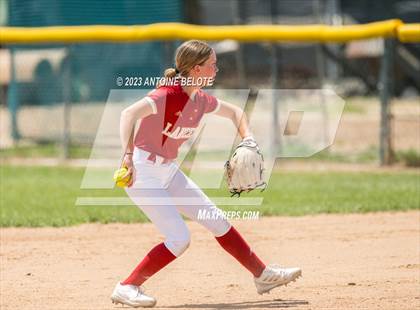 Thumbnail 3 in Los Alamitos vs. Orange Lutheran photogallery.