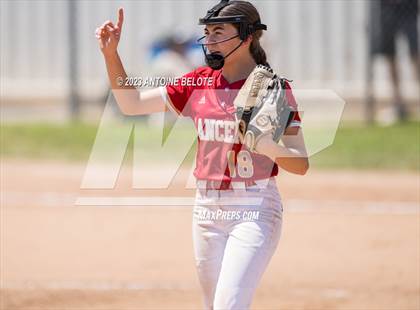 Thumbnail 3 in Los Alamitos vs. Orange Lutheran photogallery.