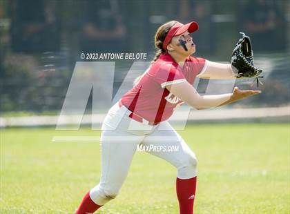 Thumbnail 3 in Los Alamitos vs. Orange Lutheran photogallery.