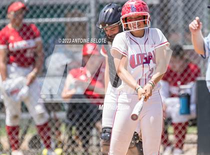 Thumbnail 2 in Los Alamitos vs. Orange Lutheran photogallery.