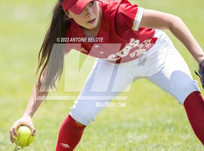 Thumbnail 1 in Los Alamitos vs. Orange Lutheran photogallery.