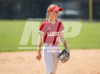 Thumbnail 2 in Los Alamitos vs. Orange Lutheran photogallery.