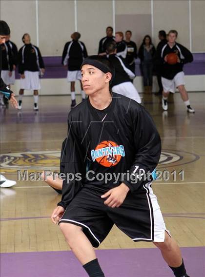 Thumbnail 2 in Pioneer Valley vs. Righetti photogallery.
