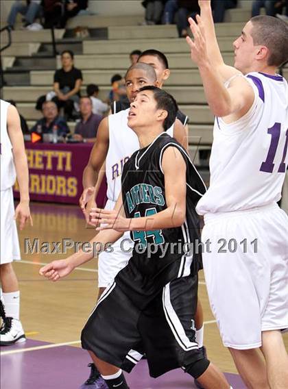 Thumbnail 2 in JV: Pioneer Valley vs. Righetti photogallery.