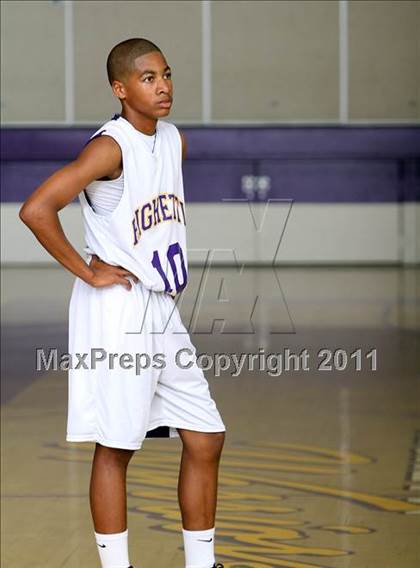 Thumbnail 2 in Pioneer Valley vs. Righetti photogallery.