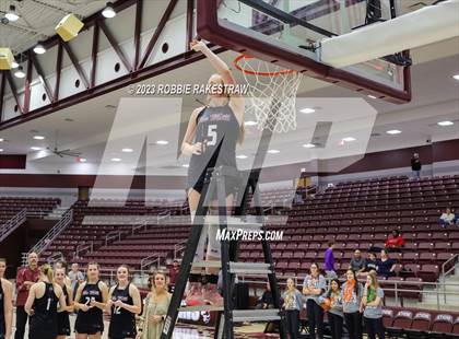 Thumbnail 1 in Martins Mill vs. LaPoynor (UIL 2A Regional Final Playoff) photogallery.