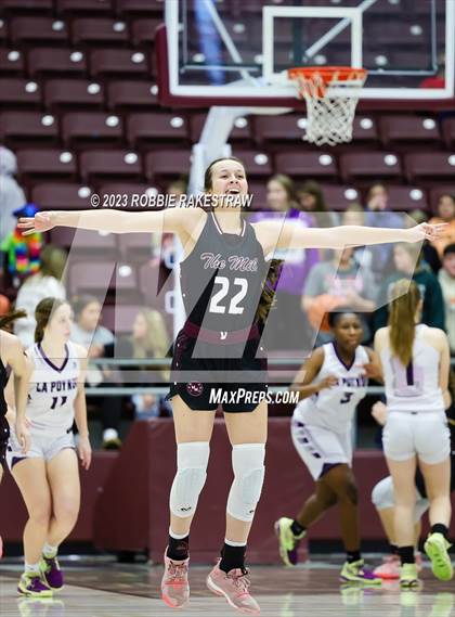 Thumbnail 1 in Martins Mill vs. LaPoynor (UIL 2A Regional Final Playoff) photogallery.