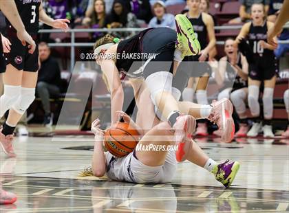 Thumbnail 1 in Martins Mill vs. LaPoynor (UIL 2A Regional Final Playoff) photogallery.