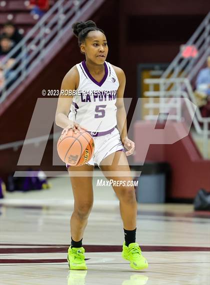 Thumbnail 2 in Martins Mill vs. LaPoynor (UIL 2A Regional Final Playoff) photogallery.
