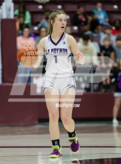 Thumbnail 2 in Martins Mill vs. LaPoynor (UIL 2A Regional Final Playoff) photogallery.